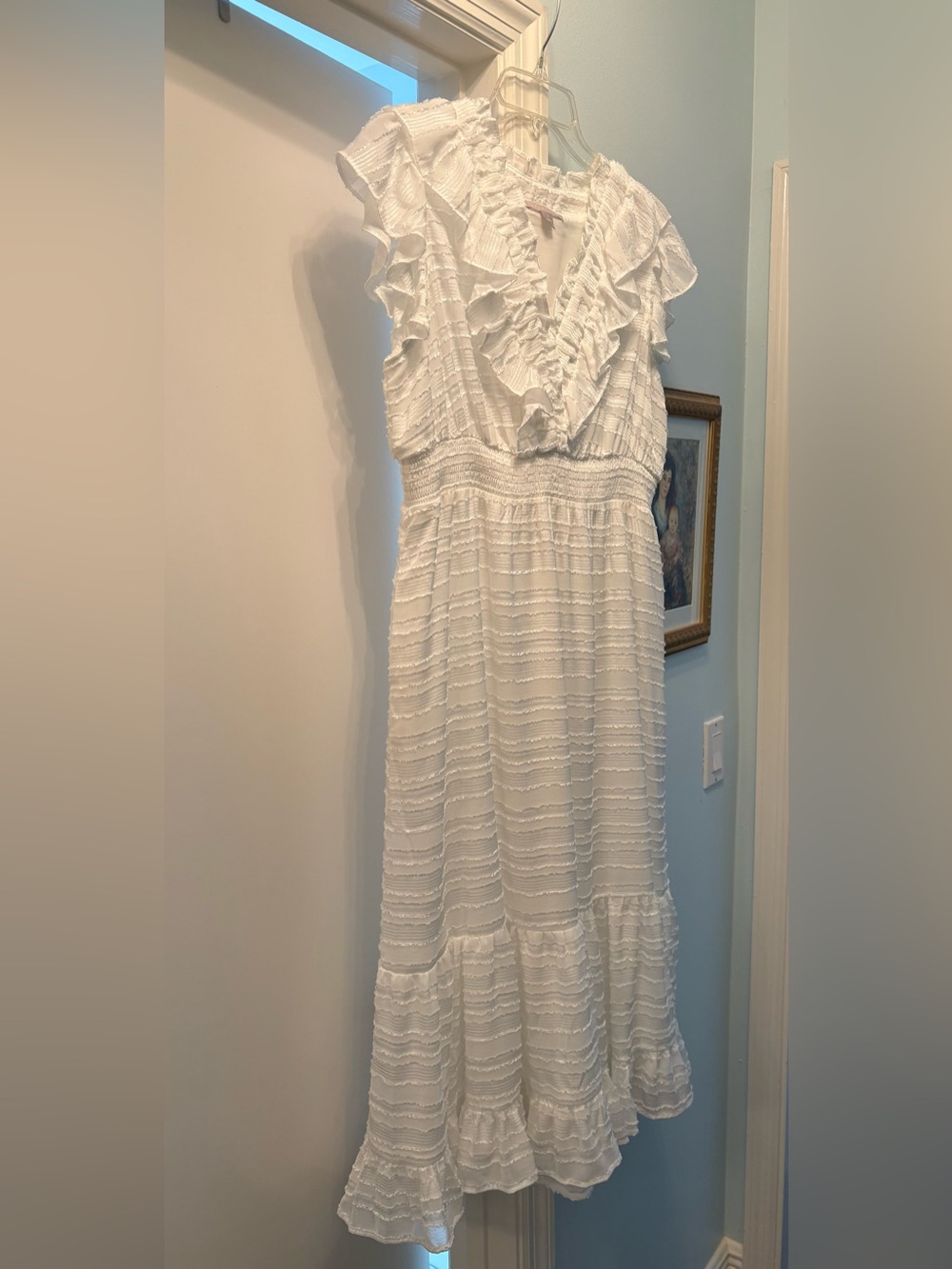 Women's Ruffled V-Neck White Summer Dress Size Large